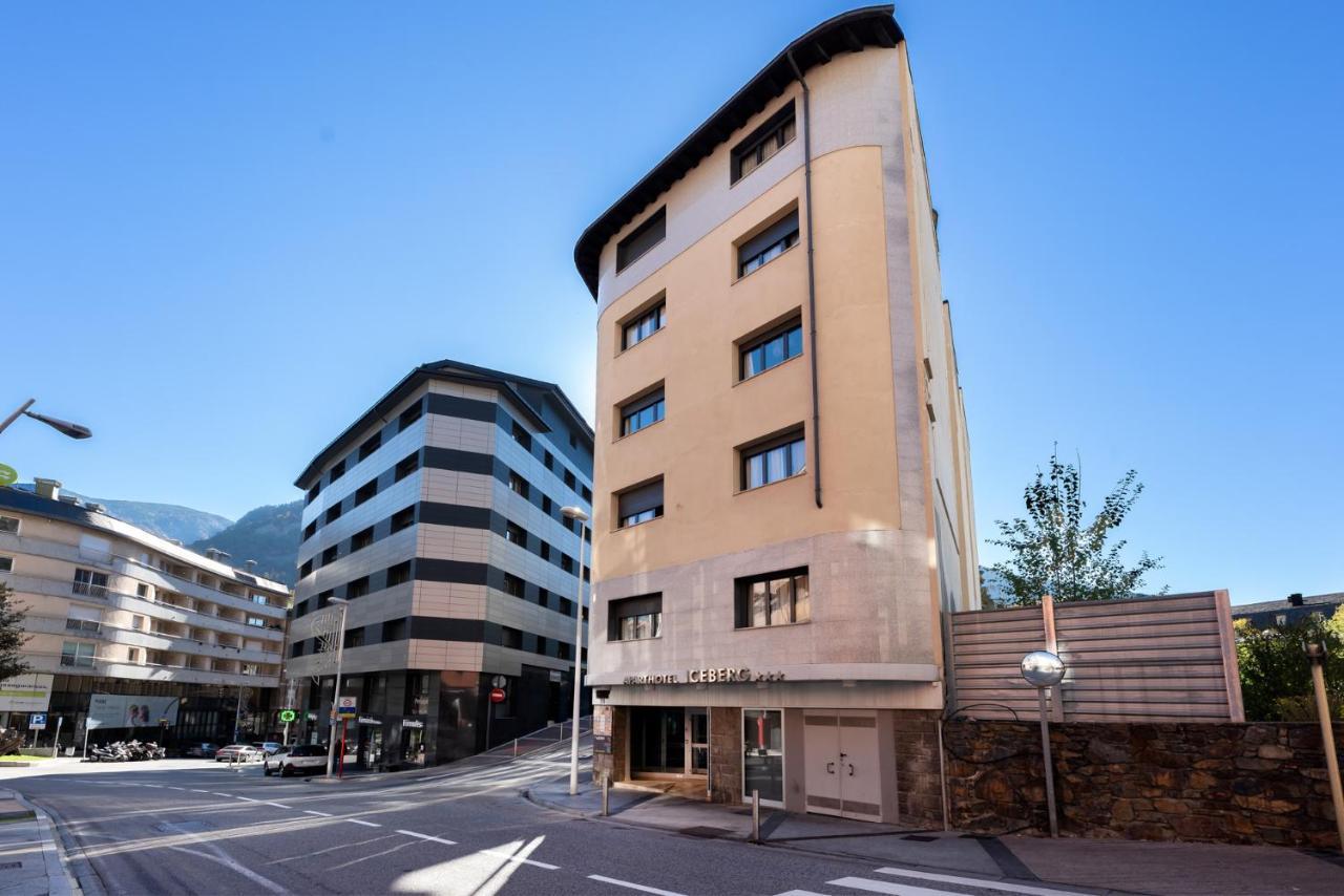 Aparthotel Iceberg Sant Julià de Lòria Kültér fotó
