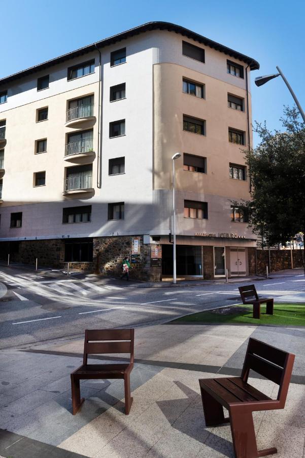 Aparthotel Iceberg Sant Julià de Lòria Kültér fotó