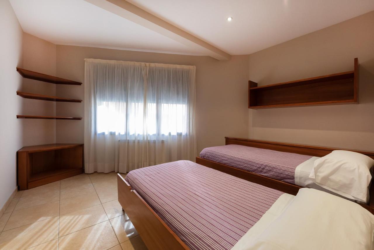 Aparthotel Iceberg Sant Julià de Lòria Kültér fotó