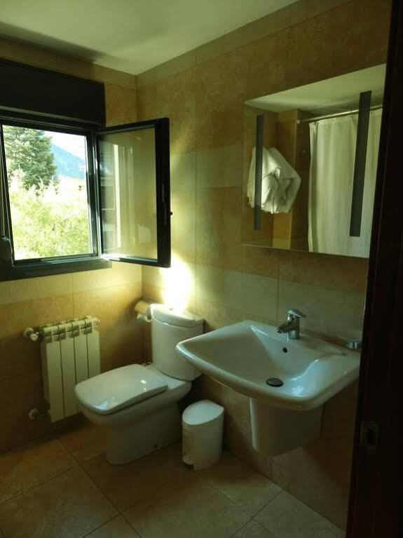 Aparthotel Iceberg Sant Julià de Lòria Kültér fotó